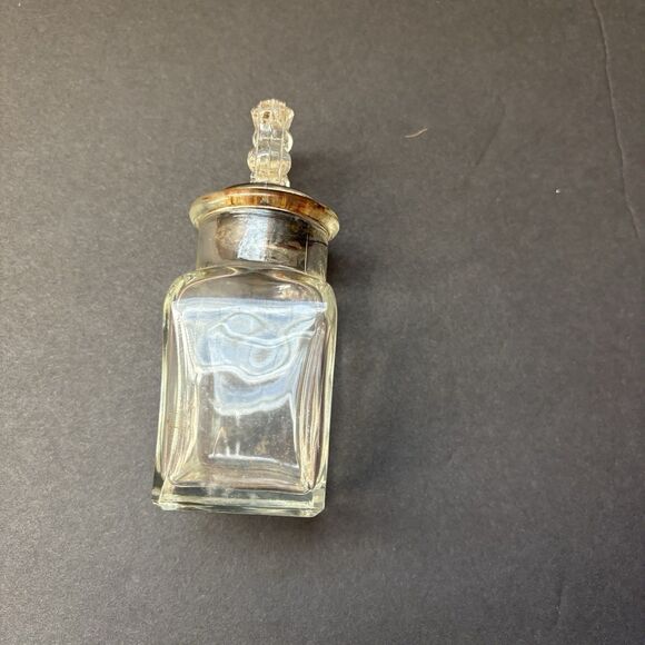 Vtg CLEAR SQUARE GLASS PERFUME BOTTLE With STOPPER APOTHECARY - Picture 6 of 8